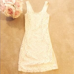 CHELSEA & Violet Cream Lace Mini Dress S